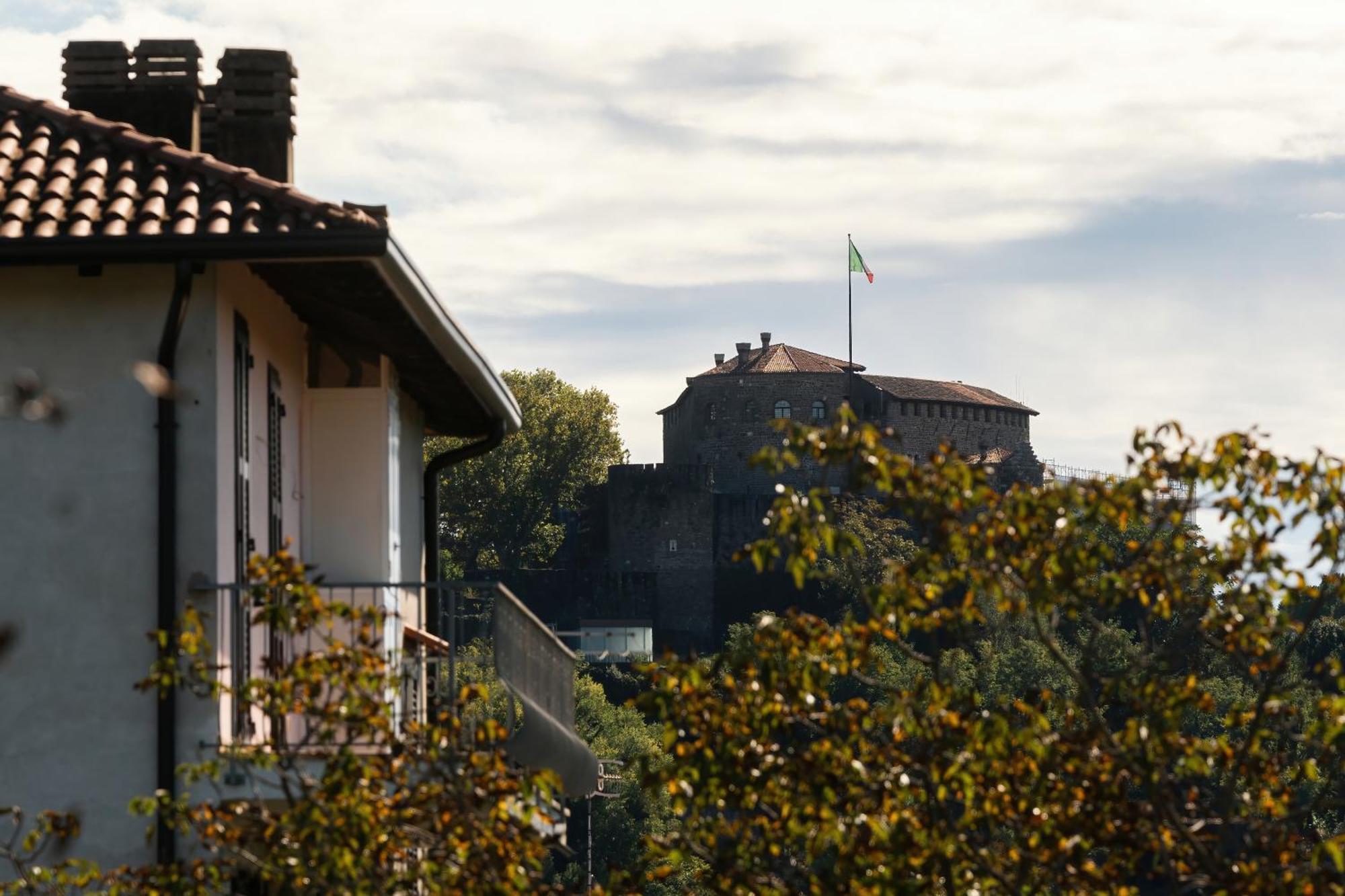 Casa Di Iaio - 90 M2 Apt With Free Wi-Fi, Netflix, Home Cinema & Parking Gorizia Exterior photo